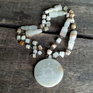 Mayan Calendar VTG Carved Stone Beaded Large Medallion Pendant Necklace Agate